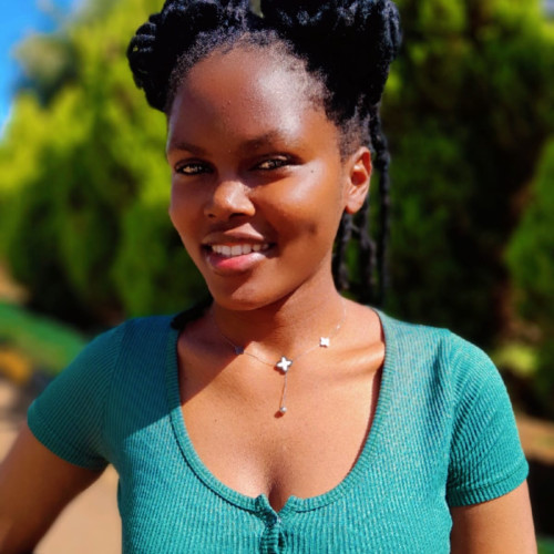 Ynah C. profile photo