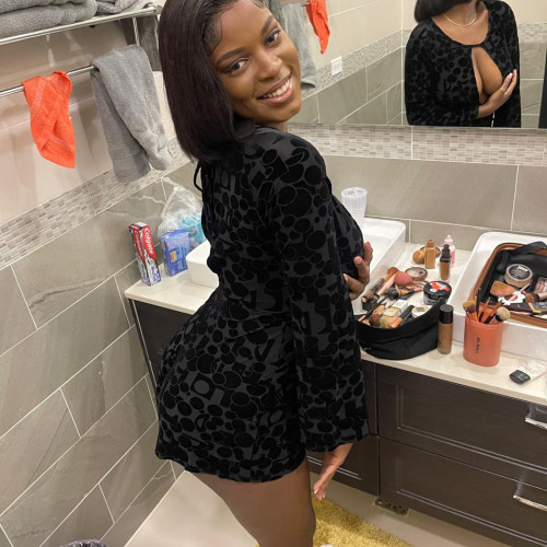 rhia m. profile photo
