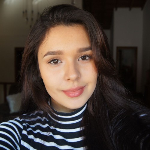 Manuela  Q.