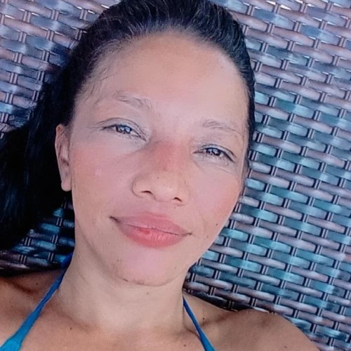 Iza S. profile photo
