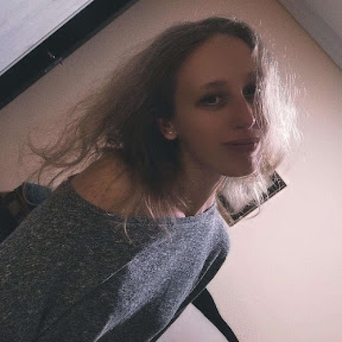 Lili M. profile photo