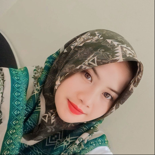 anggie j. profile photo