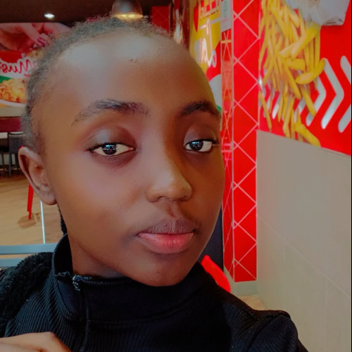 Tess W. profile photo