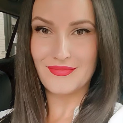 Eva M.