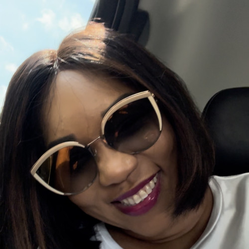 Oumy D. profile photo