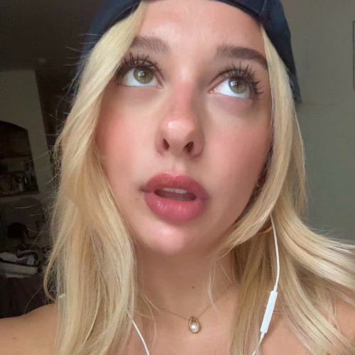 Nina S. profile photo