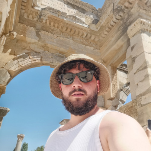 Kahraman sezai  T. profile photo