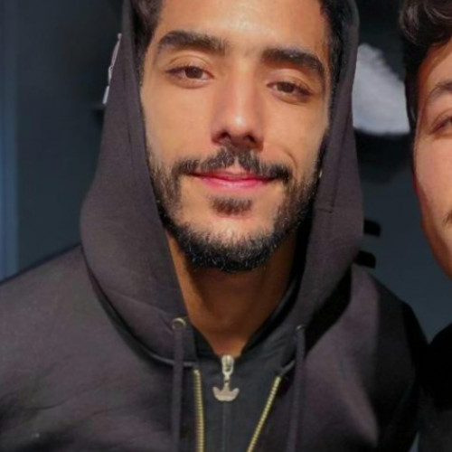 El battachi Z.