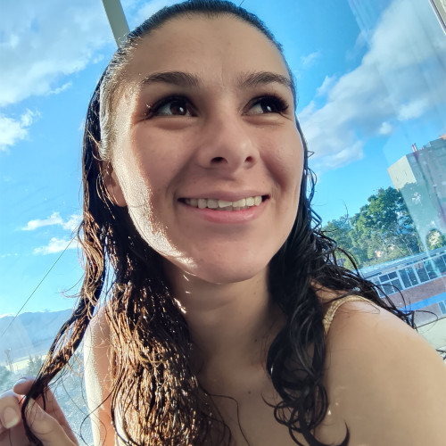 angie  r. profile photo