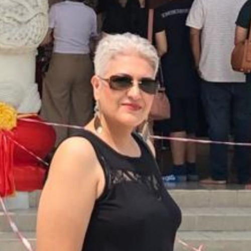 banafsheh c. profile photo