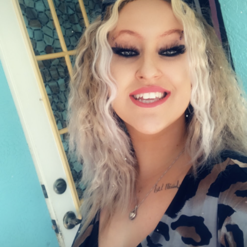 Kyra G.