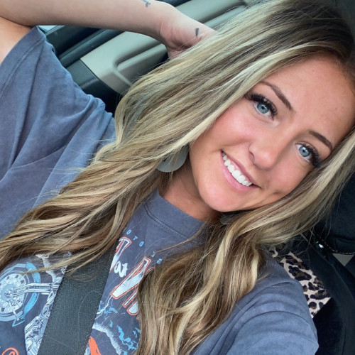 Cassie  J. profile photo