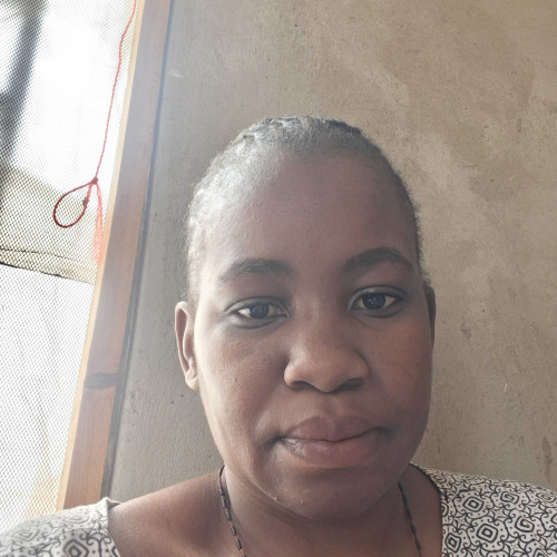 Revina M. profile photo