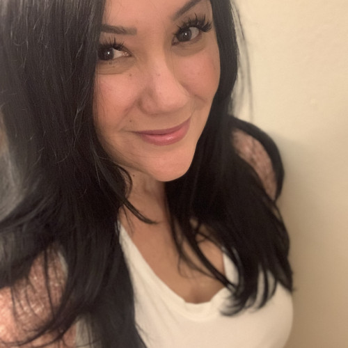 Angie L. profile photo