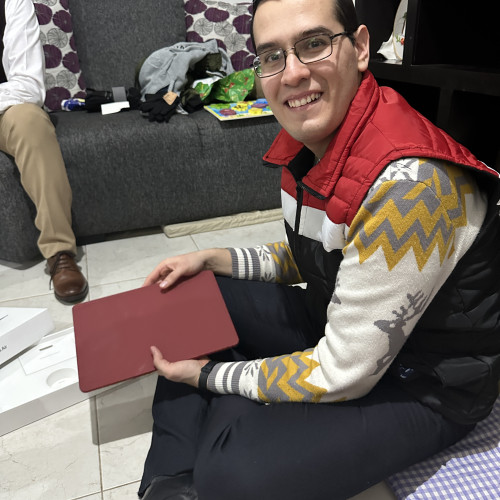 Luis  T. profile photo