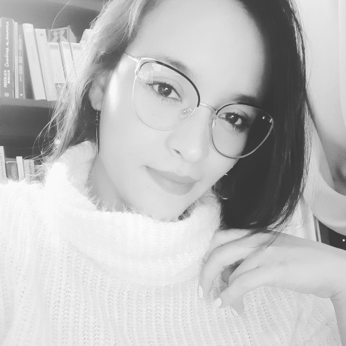 Carolina V.
