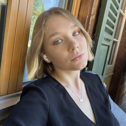 Sasha B. profile photo
