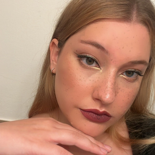 Nini M. profile photo