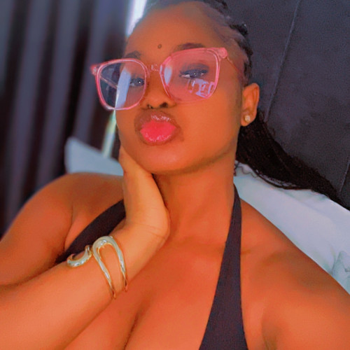 Jaybelle B.