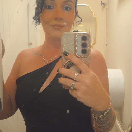 Chelly W. profile photo