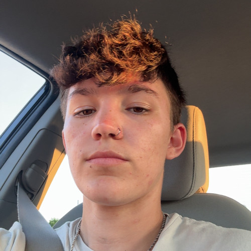 Chesney l. profile photo