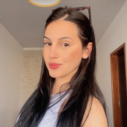 Lara  M.