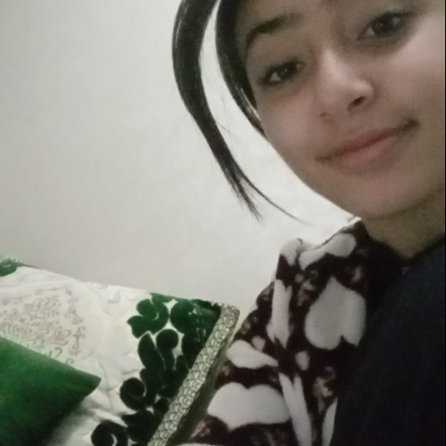 Hajar  F.