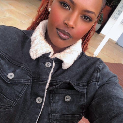 Evalyne W. profile photo