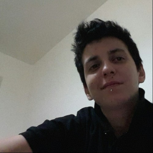 Tee W.