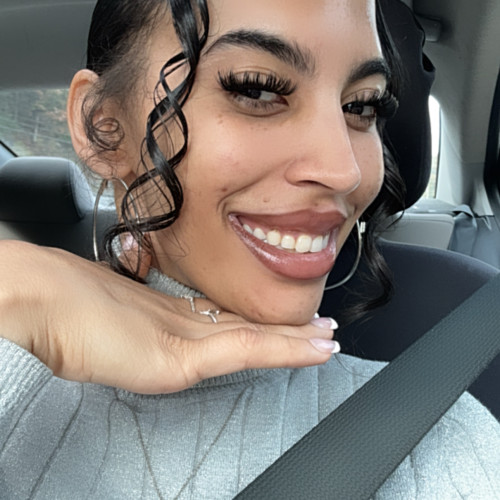 alesha r. profile photo