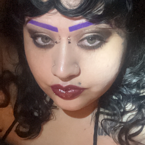 Marly M. profile photo