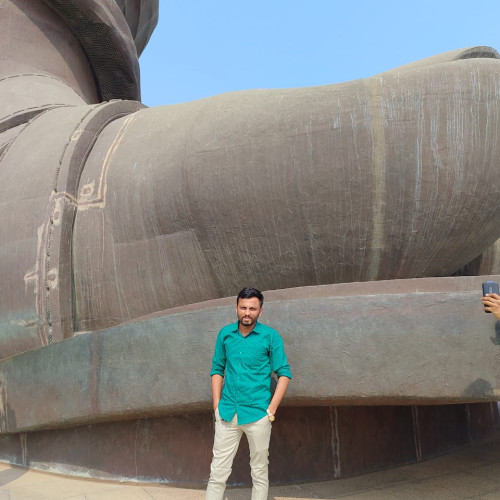 Lakhan C. profile photo