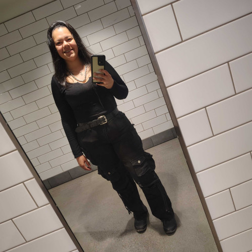 Kenia W. profile photo