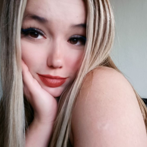 Roxi T. profile photo
