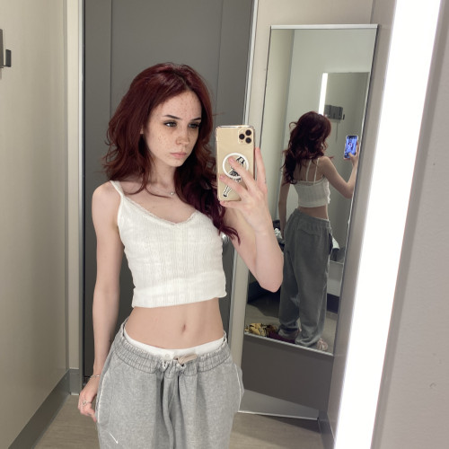 Madye L. profile photo