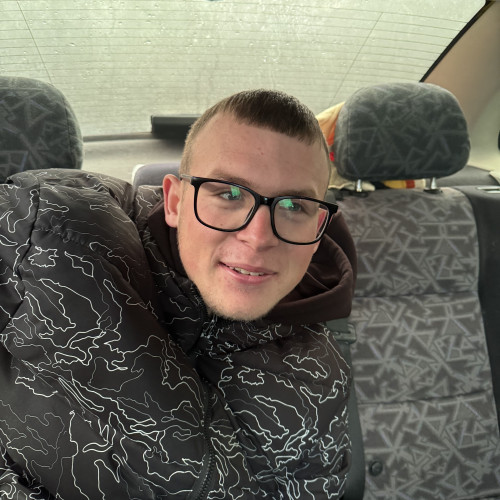 Oleg l. profile photo