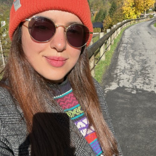 Loubna B.