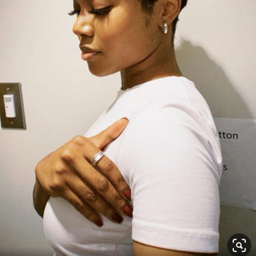 Jeje v. profile photo