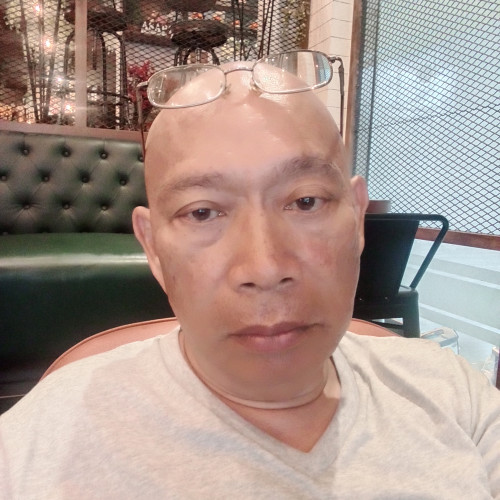 George L. profile photo