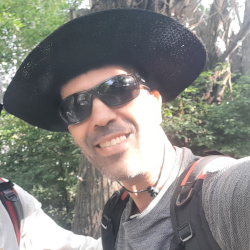 pouyan R. profile photo
