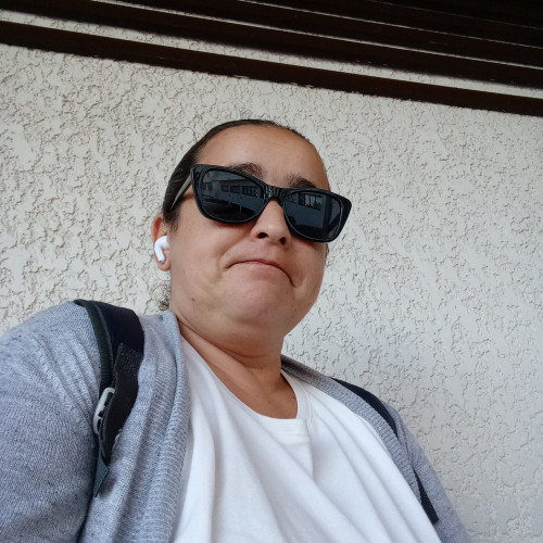Silvia  O. profile photo