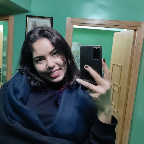 Naziha  B.