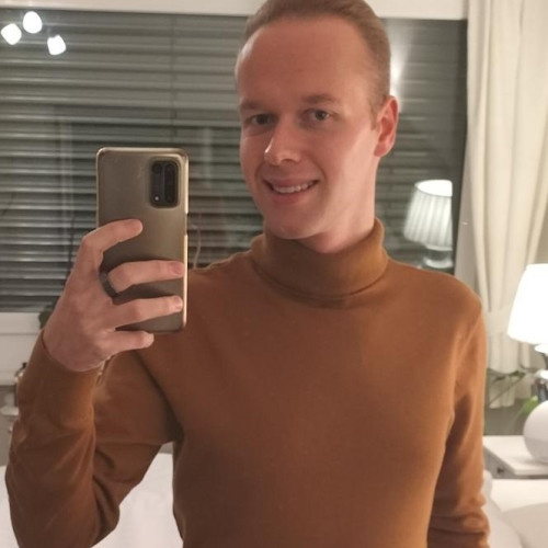 Sascha B.