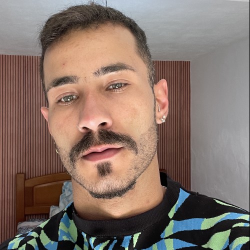 Elivelton L. profile photo