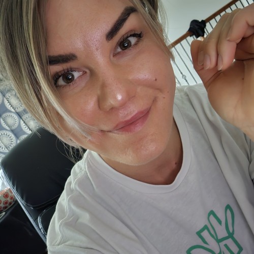 Hayla D.