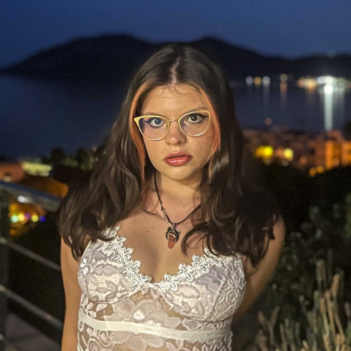 Ivy J. profile photo