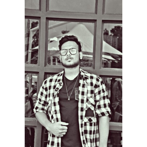 Alex R.