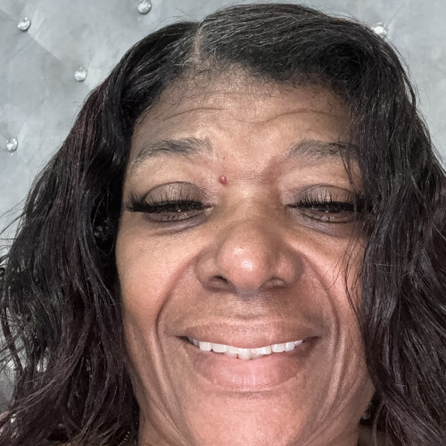 Cynthia T. profile photo