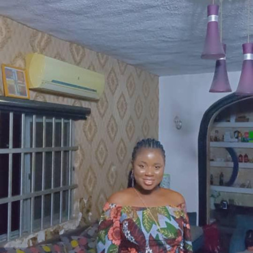 Yemisi  O. profile photo