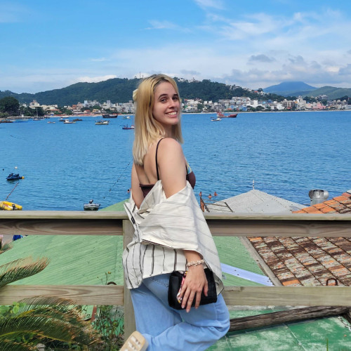 Helen R. profile photo